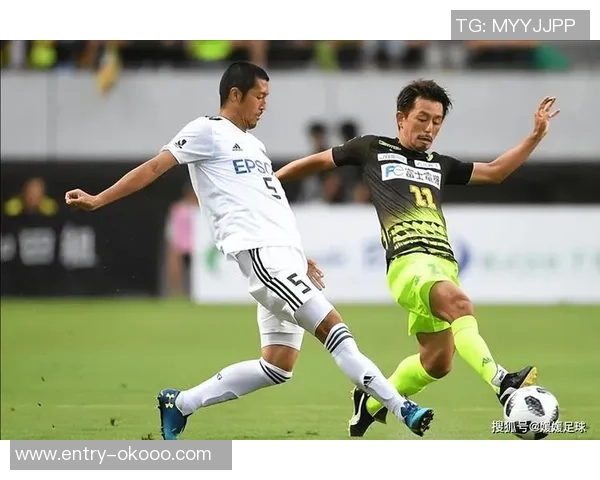 大公松鼠与横滨FC的精彩对决揭示了足球战术的魅力与团队合作的重要性